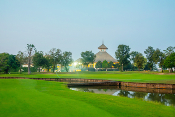 Golfplatz inkl Clubhouse