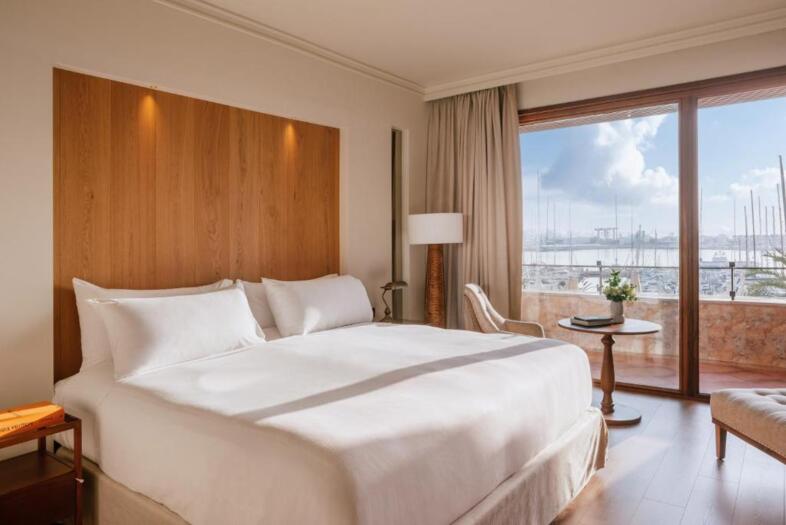 Premium Zimmer mit Blick auf Meer & Kathedralele