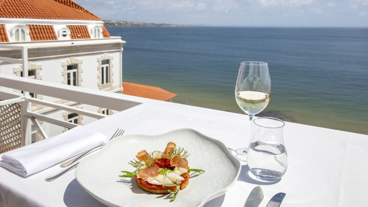 Bar und Terrasse Albatroz