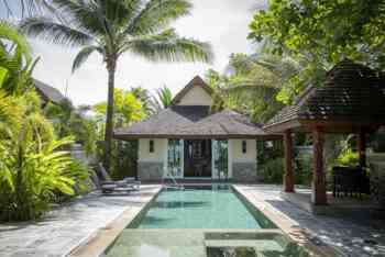 Superior Pool Bungalow mit Meerblick